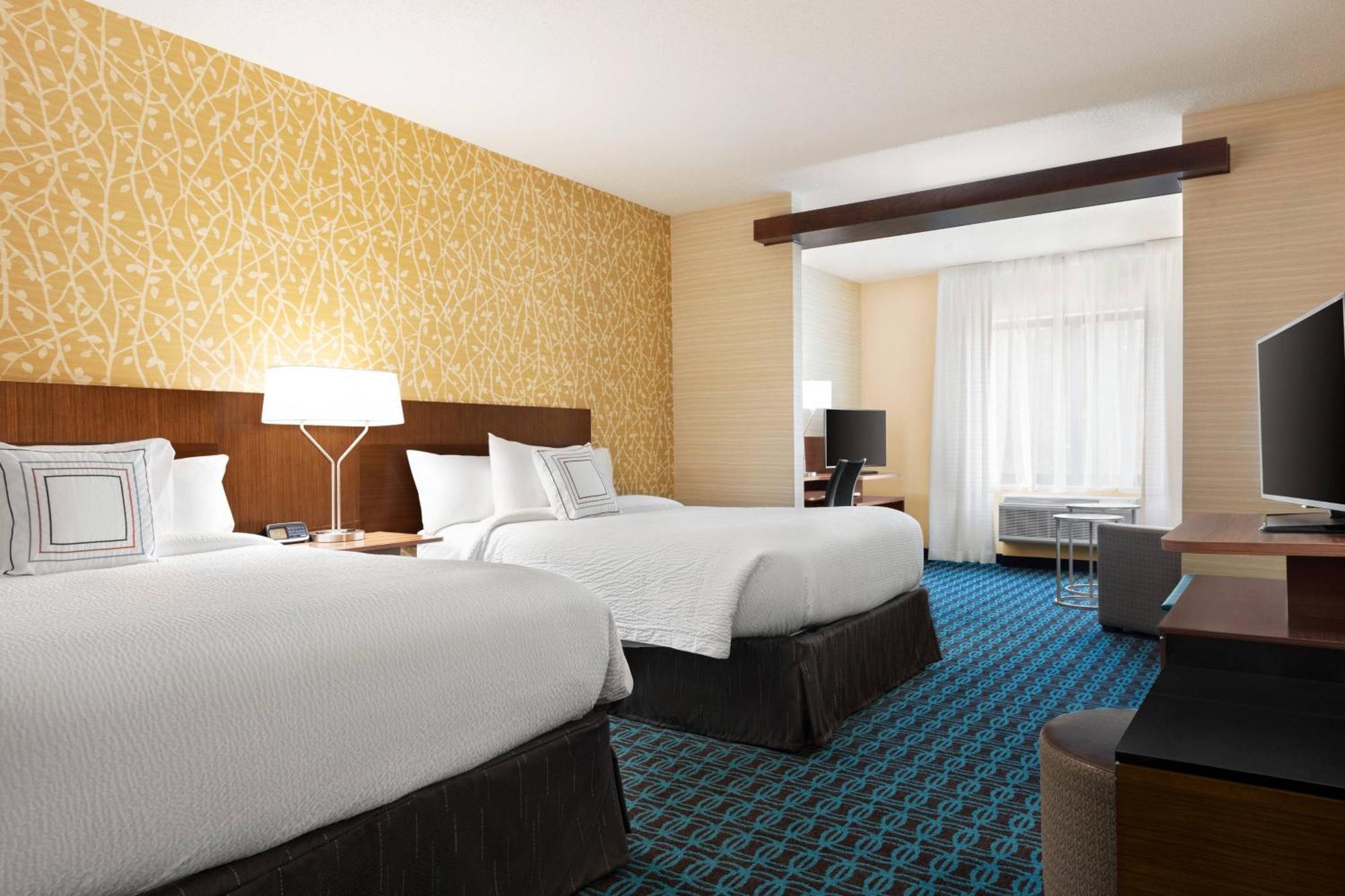 Fairfield Inn & Suites By Marriott Charlottesville Downtown/University Area Exteriör bild